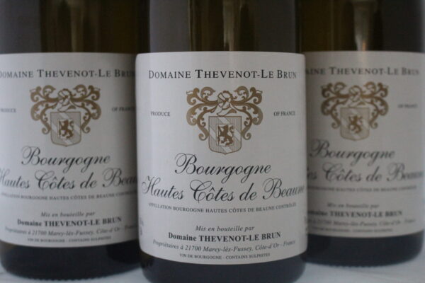 Champagne-wijnen de blenderBourgogne Hautes Côtes de Beaune Blanc
