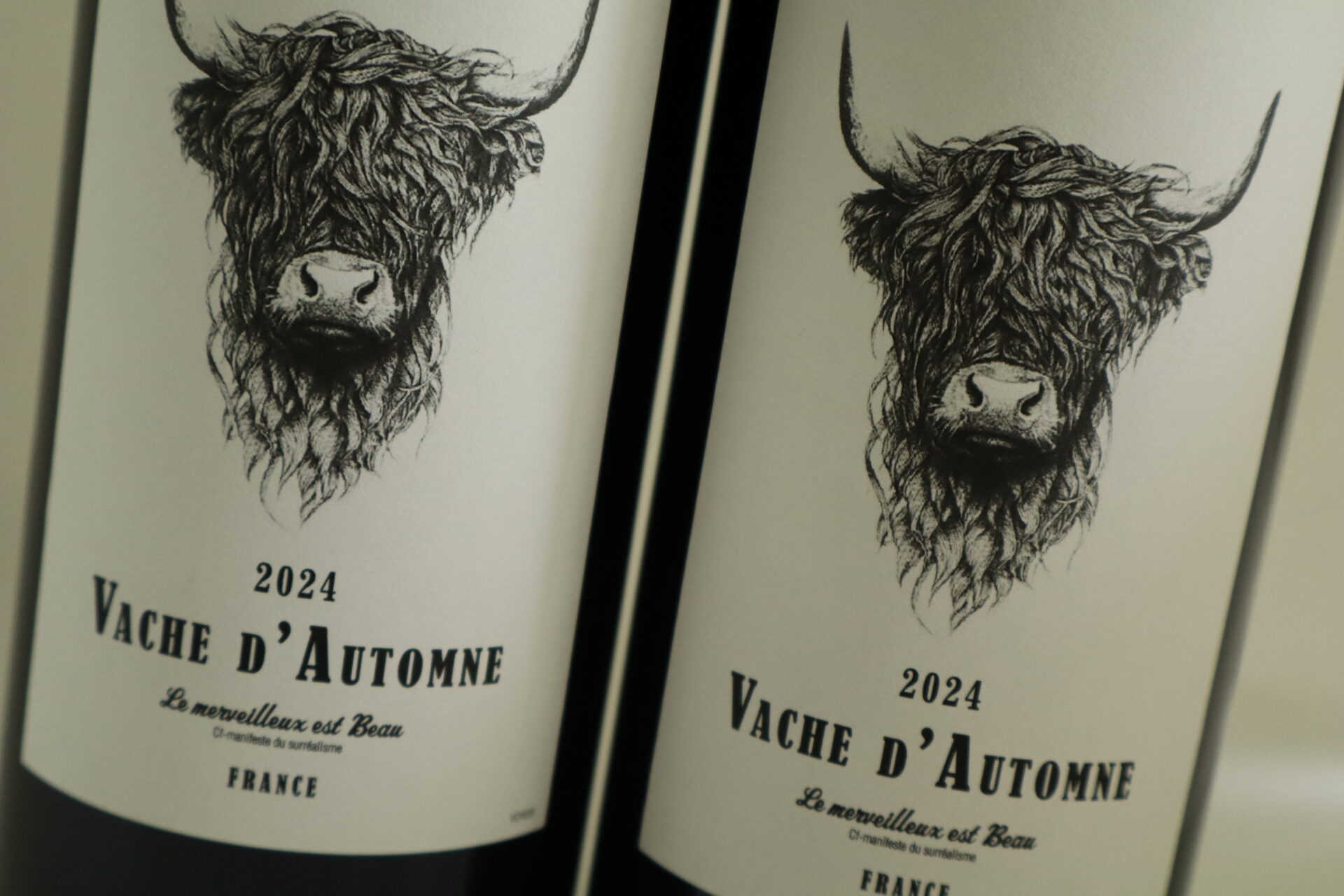 Champagne en wijnen de blender Vache d'Automme Grenache-Syrah-Mourvedre