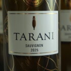 Champagne en wijnen de blender Tarani Sauvignon Blanc