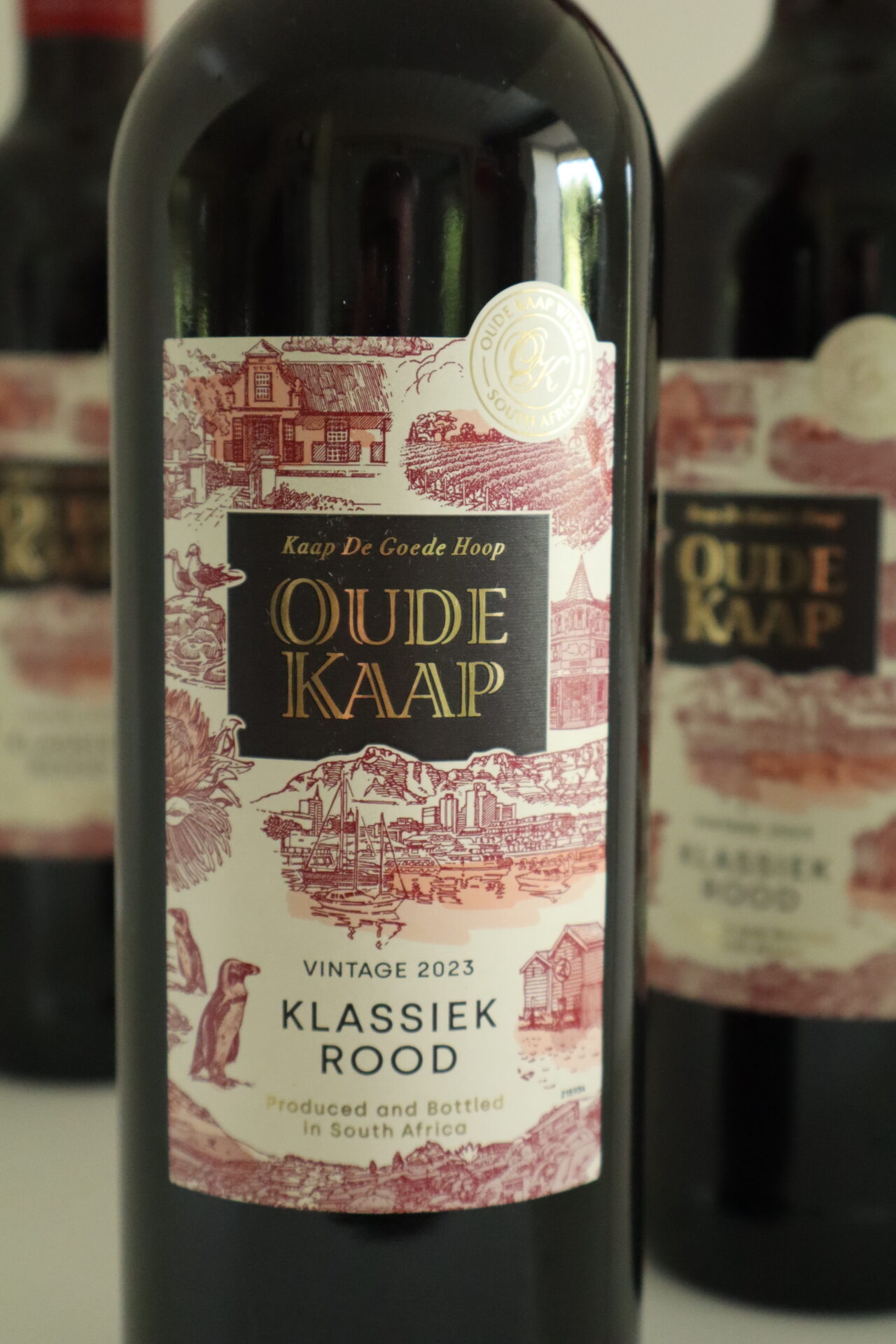champagne en wijnen de blender Oude Kaap Klassiek Rood