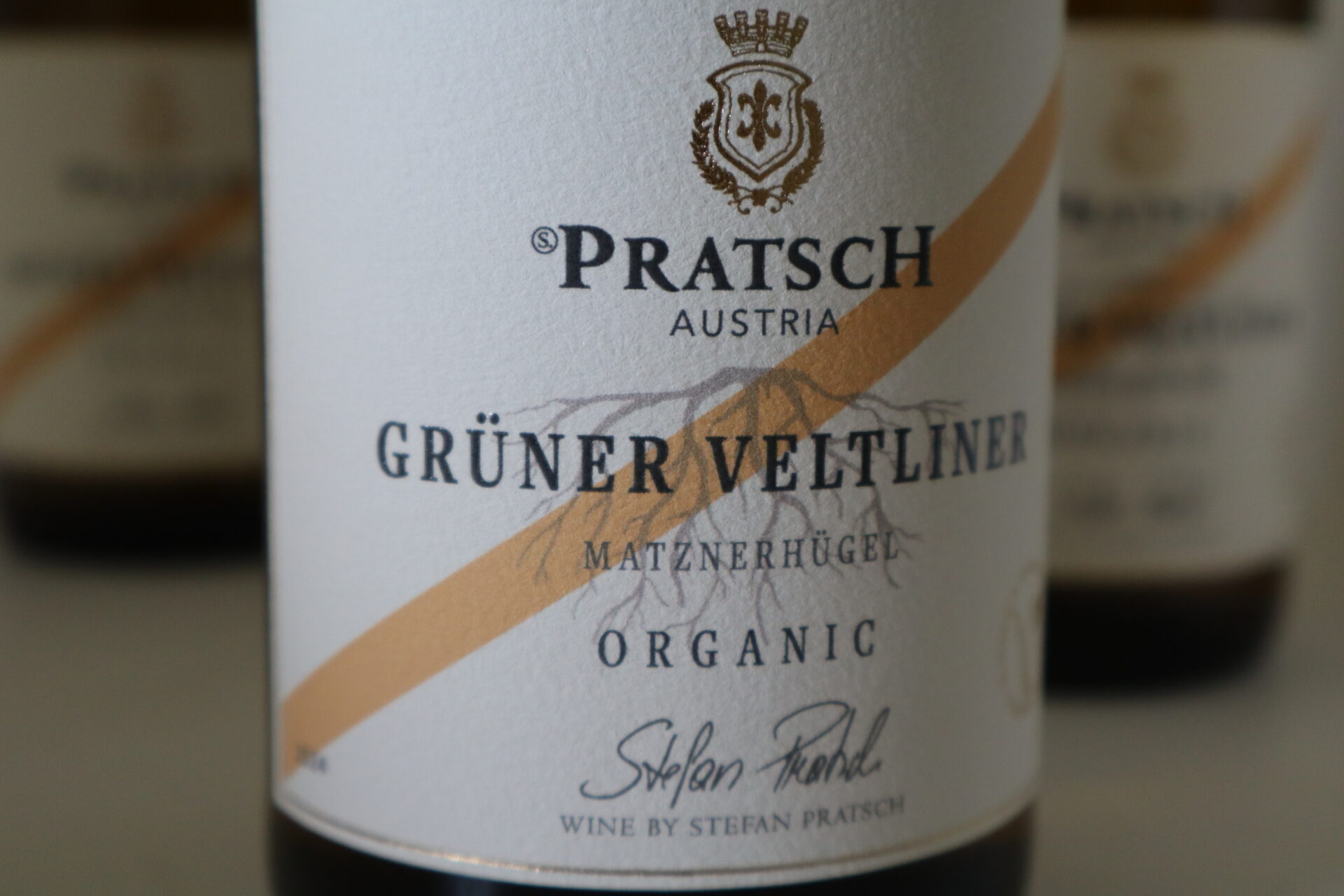 champagne en wijnen de blender Pratsch Grûner Veltliner Organic