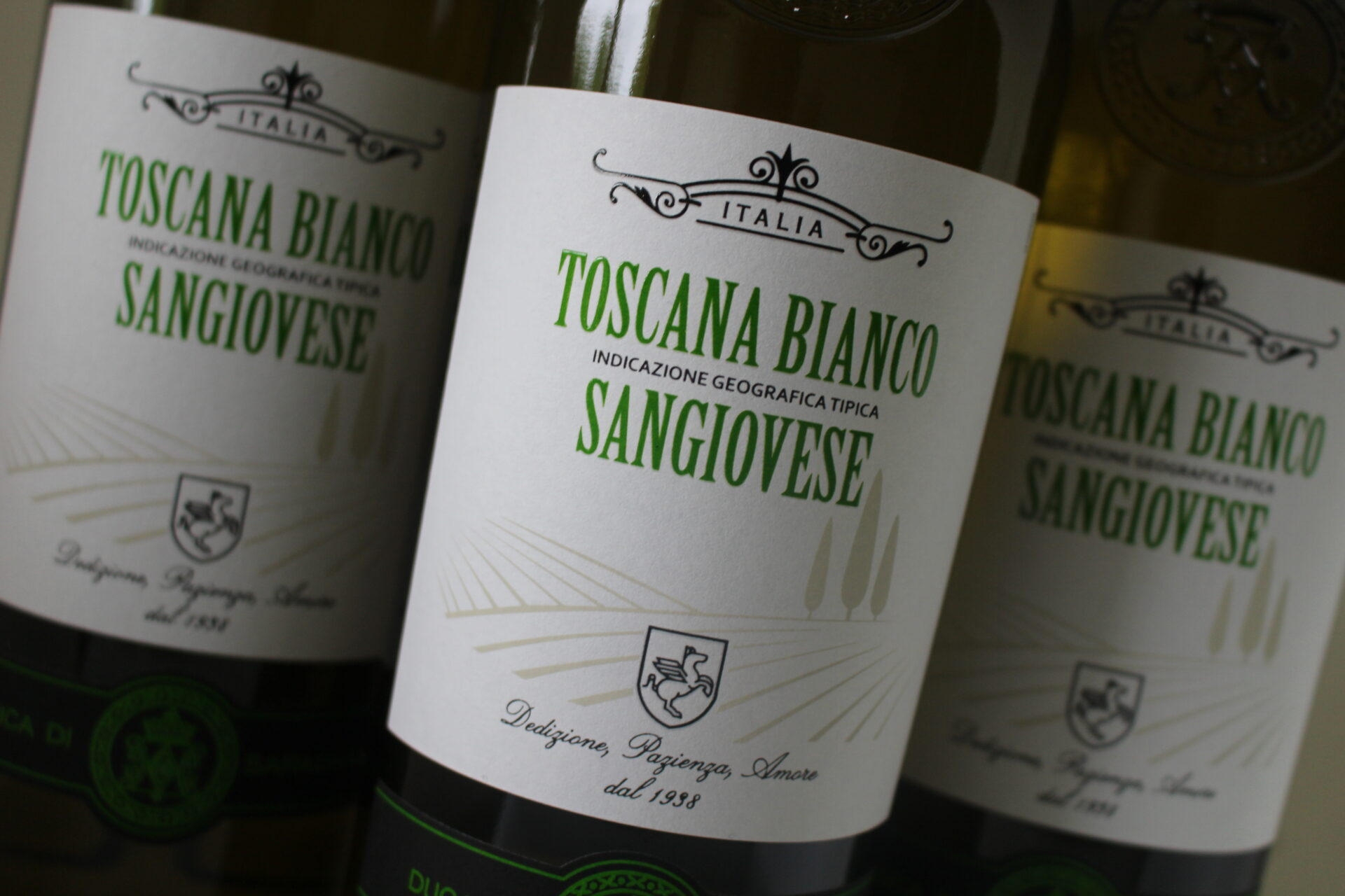 champagne en wijnen de blender Toscana Bianco Sangiovese